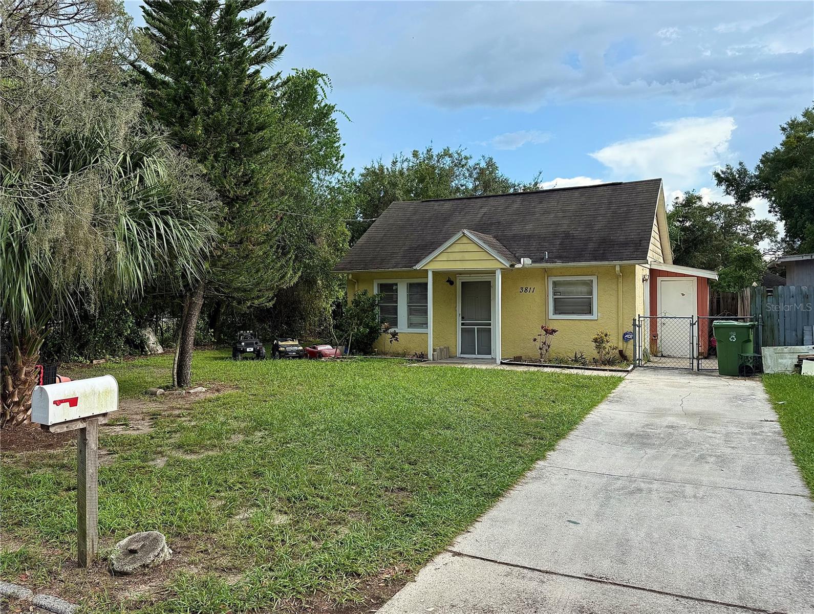 3811 E Crawford St Property Photo 1
