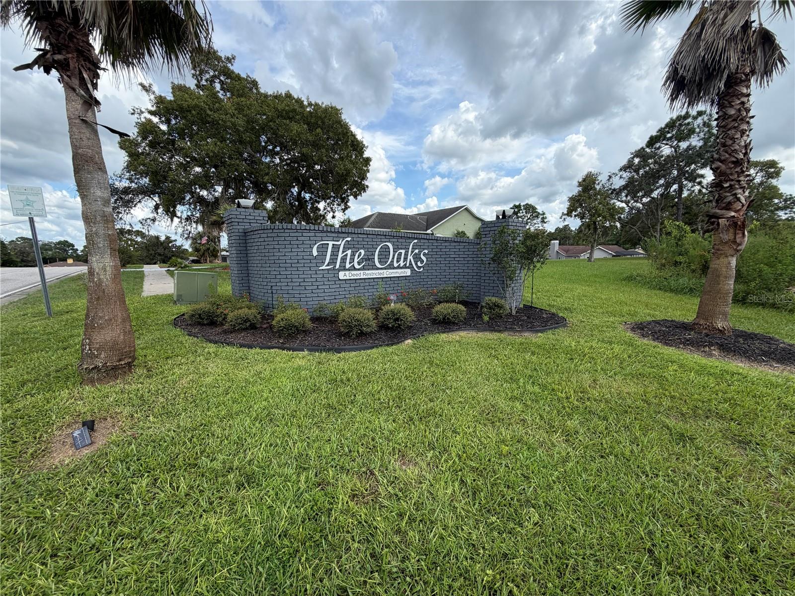 6099 Jo Ann Ct Property Photo 3