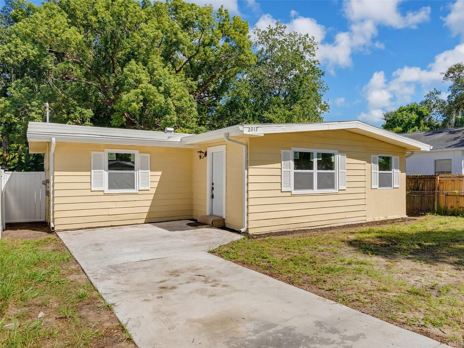 2017 N BETTY LN Property Photo 1