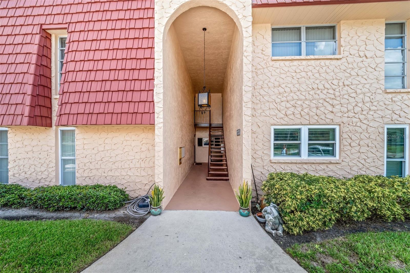 223 Buttonwood Cir #223 Property Photo 5