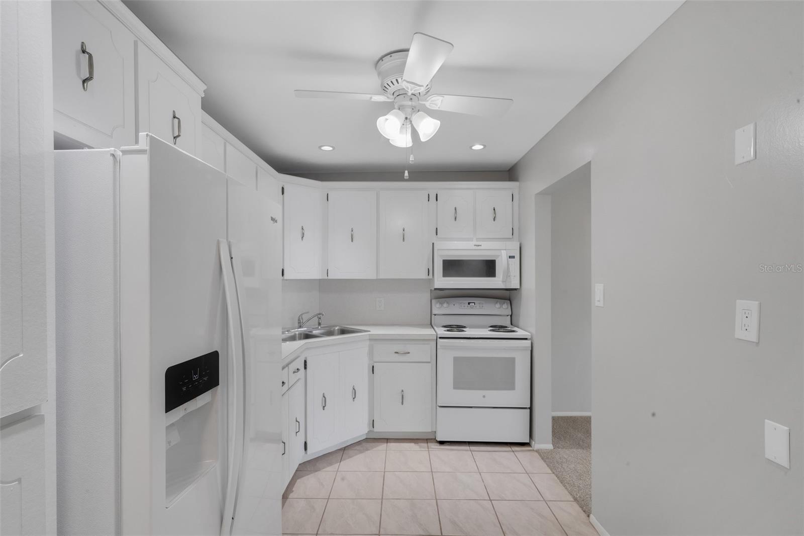 223 Buttonwood Cir #223 Property Photo 17
