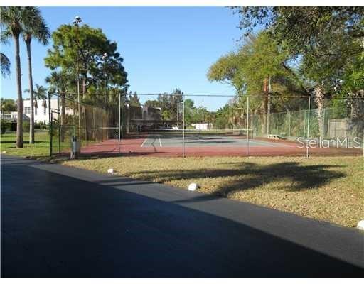 223 Buttonwood Cir #223 Property Photo 27