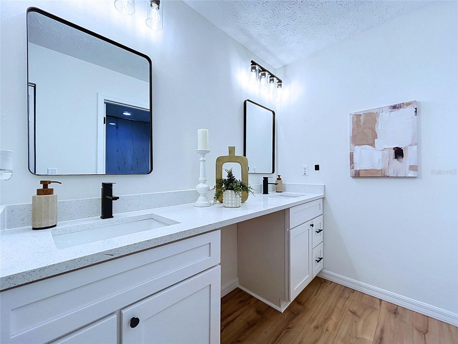 4129 Fox Ridge Blvd Property Photo 29