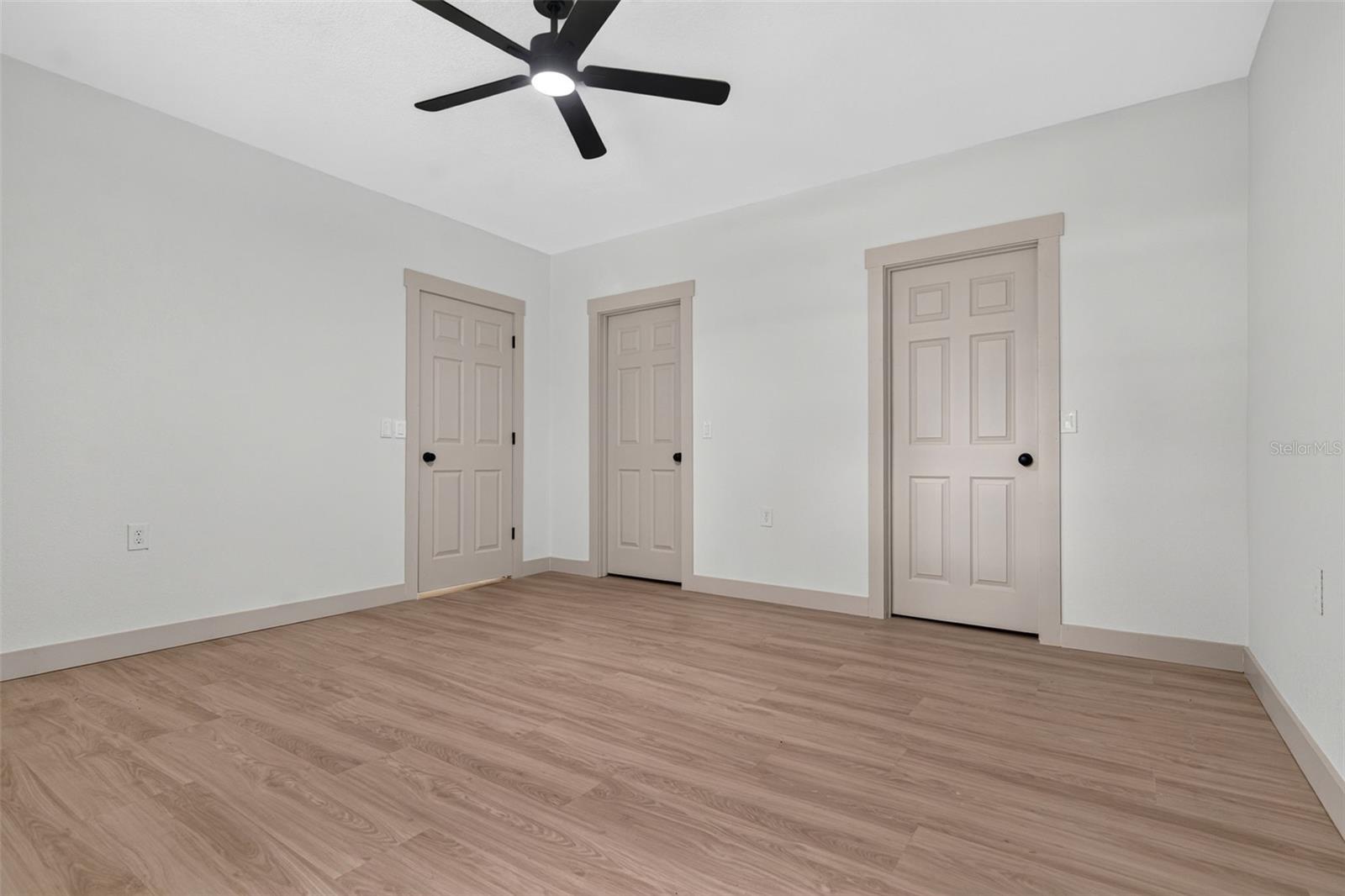 209 S Saint Cloud Ave Property Photo 29