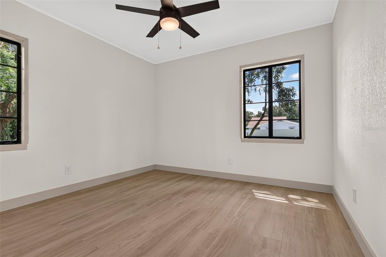 209 S Saint Cloud Ave Property Photo 35