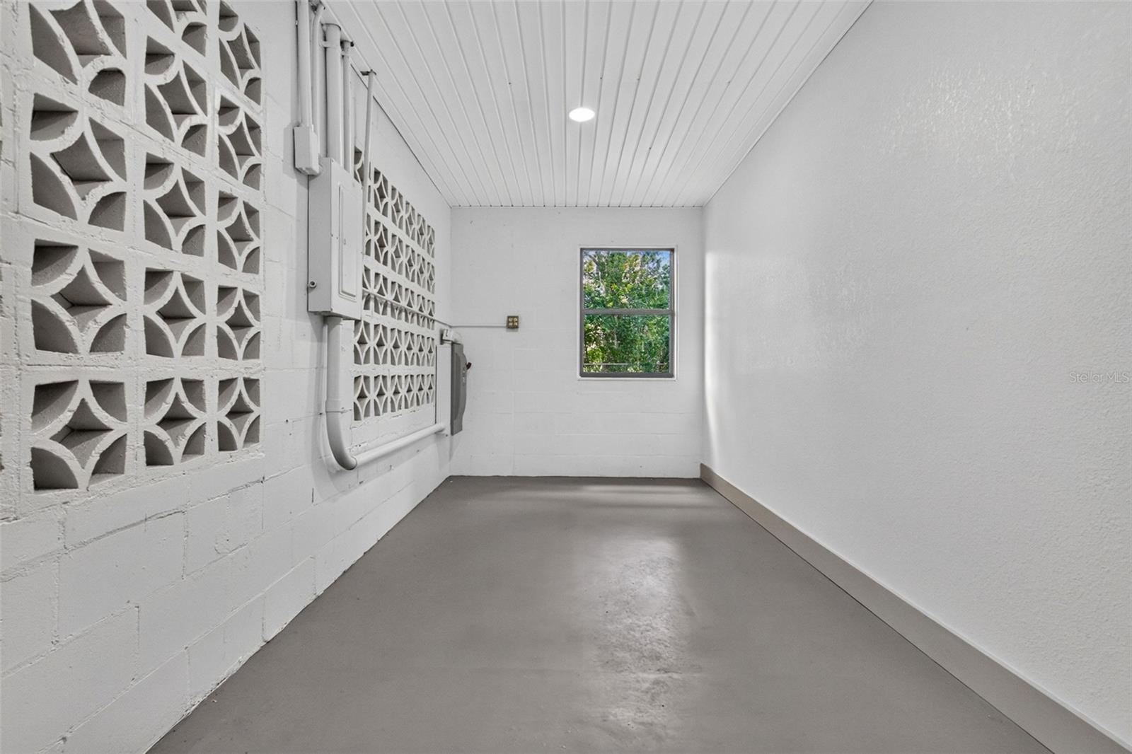 209 S Saint Cloud Ave Property Photo 37