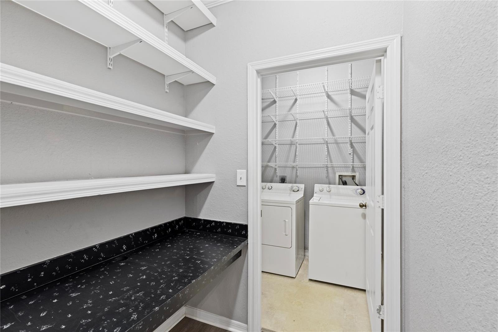 10105 Courtney Oaks Cir #203 Property Photo 14