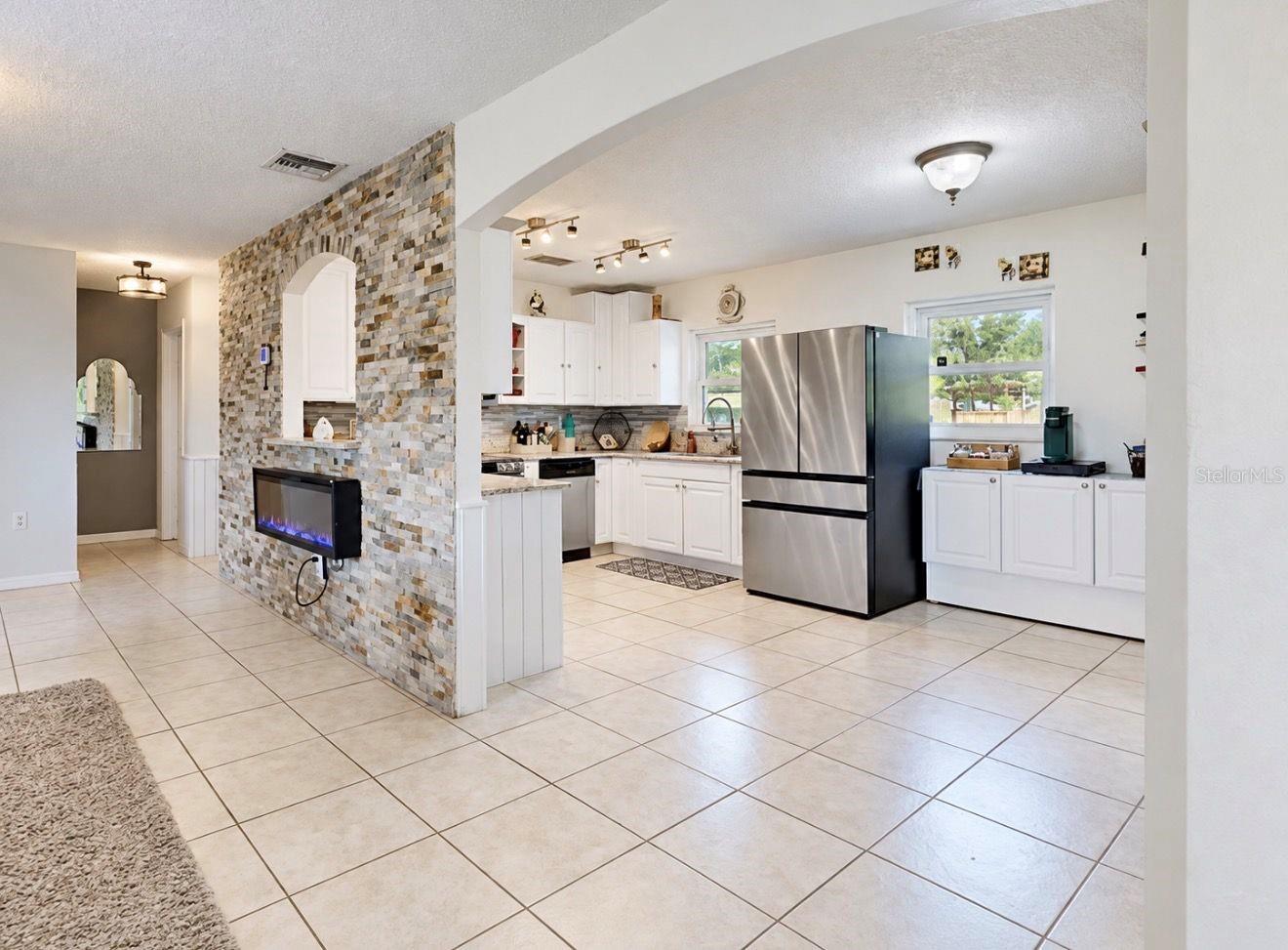 11004 Riverview Dr Property Photo 25