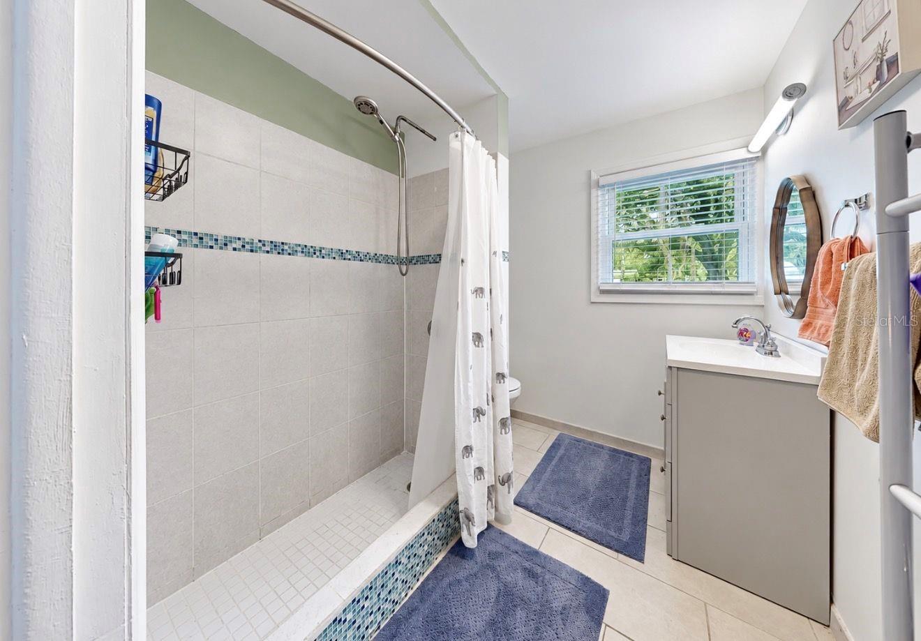 11004 Riverview Dr Property Photo 45