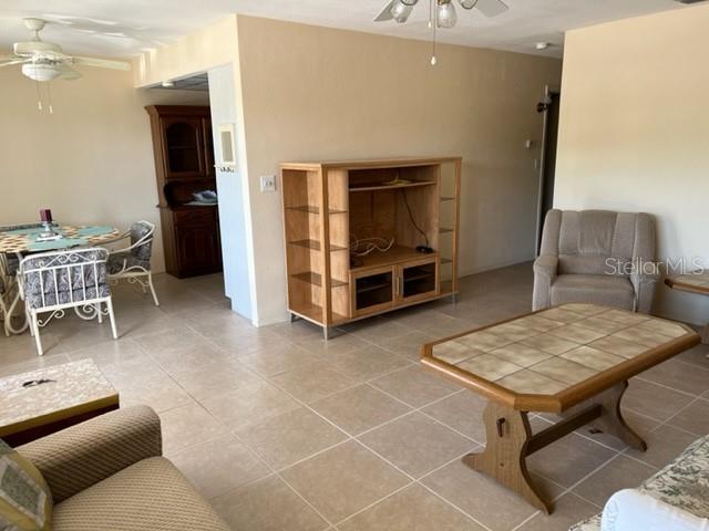 8525 111th St #308 Property Photo 2