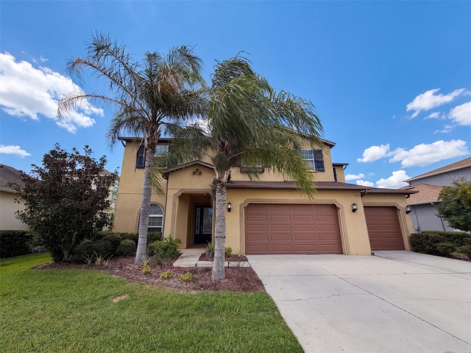 2589 Gwynhurst Blvd Property Photo 1