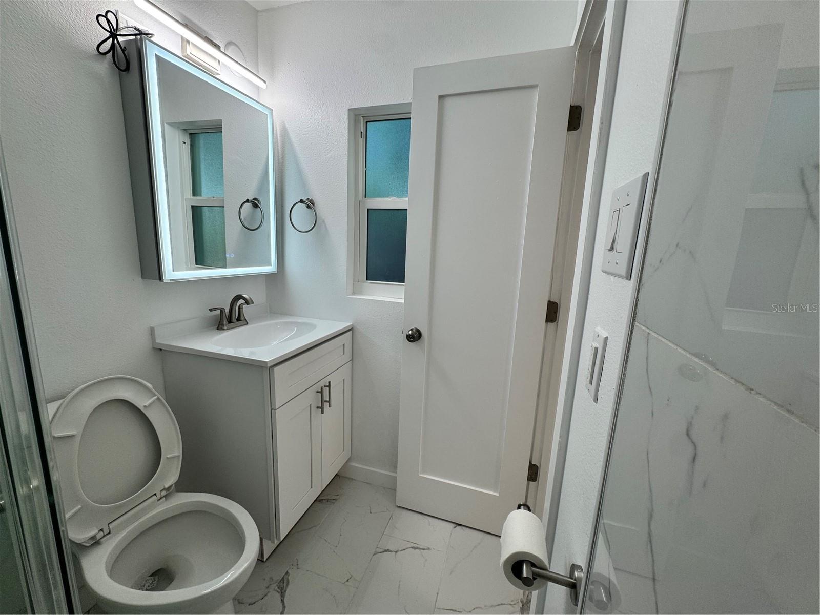 56 B St #2 Property Photo 11