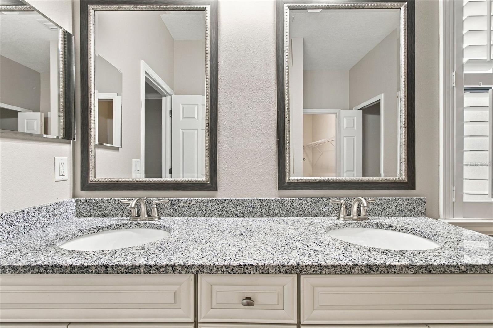 8021 Whitetail Deer Way Property Photo 18