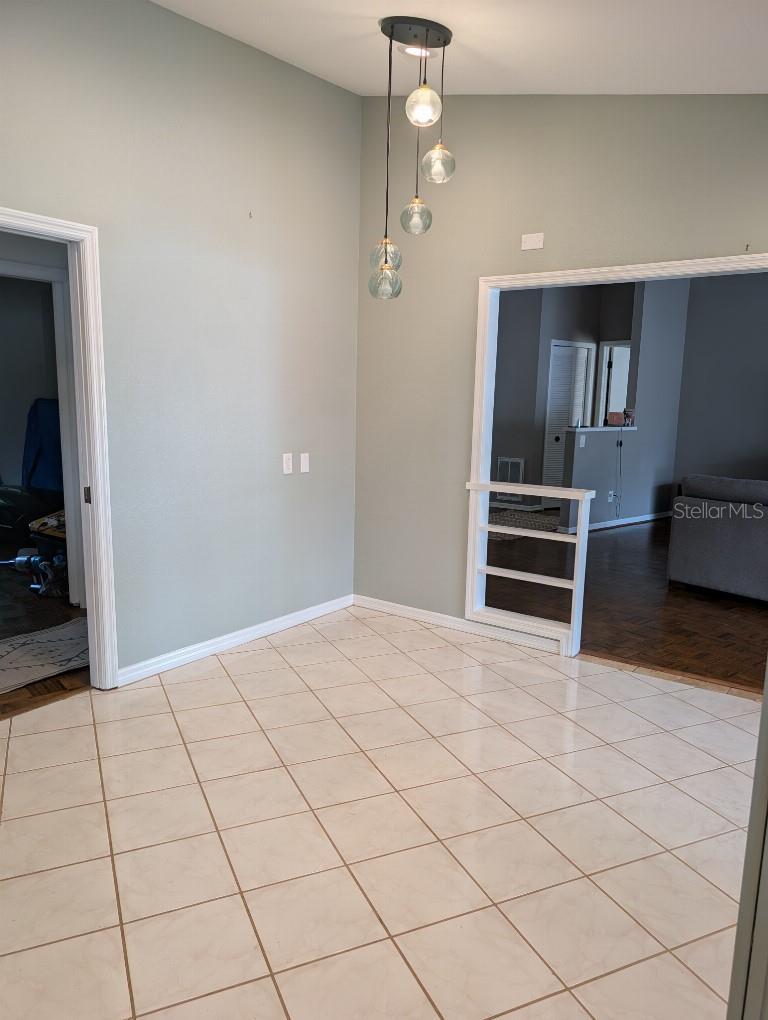 2673 Montague Ct W Property Photo 9