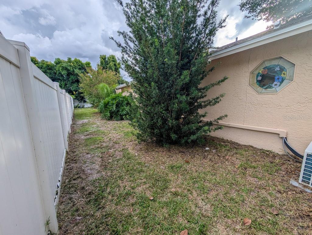 2673 Montague Ct W Property Photo 40