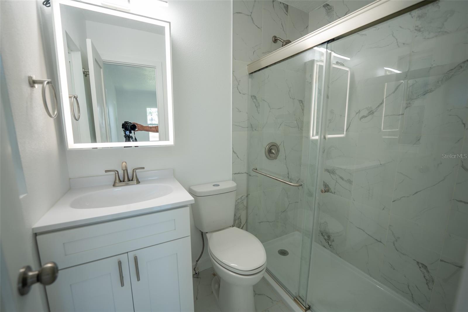56 B St #4 Property Photo 4