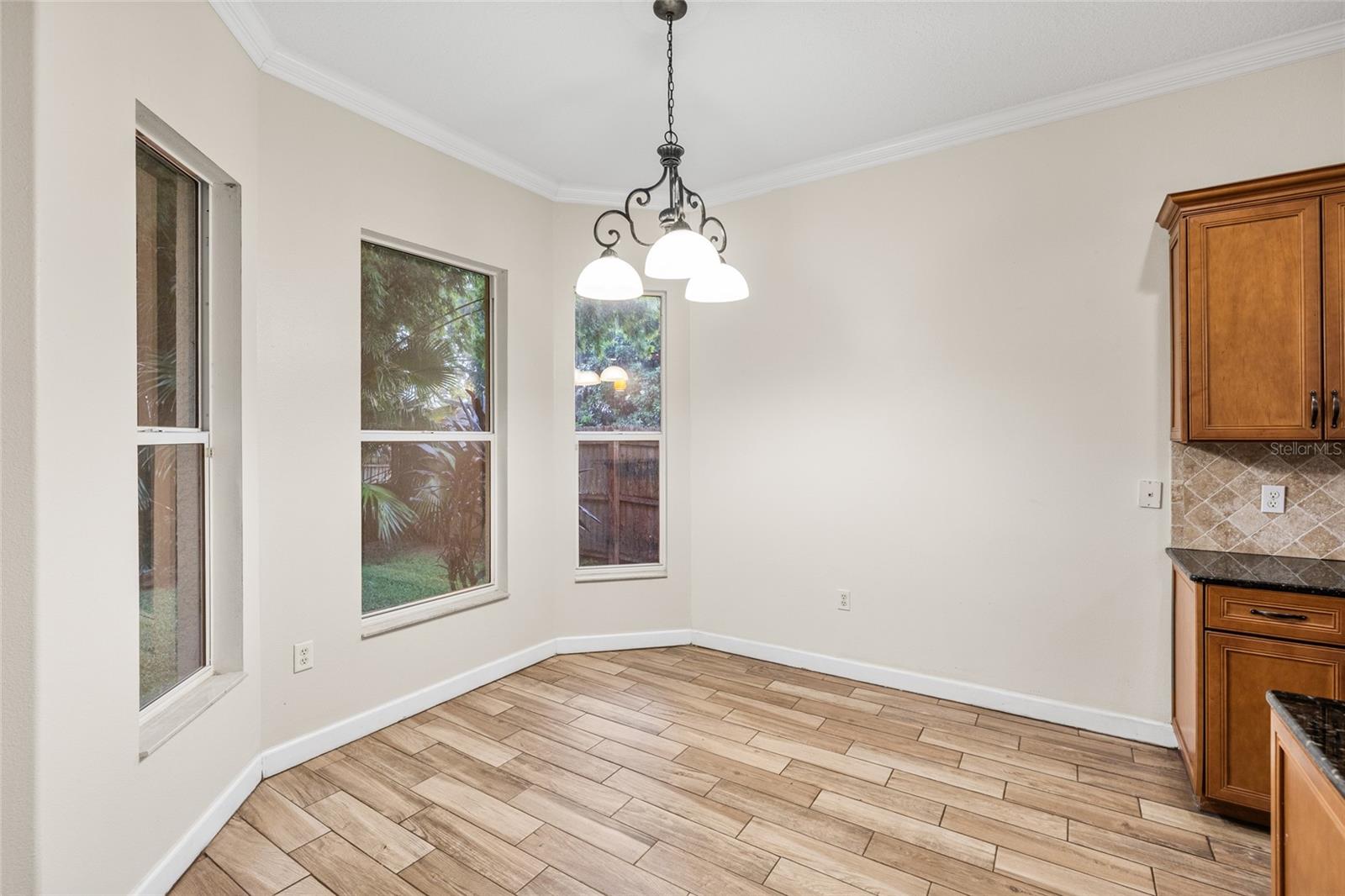 4117 Woodacre Ln Property Photo 10