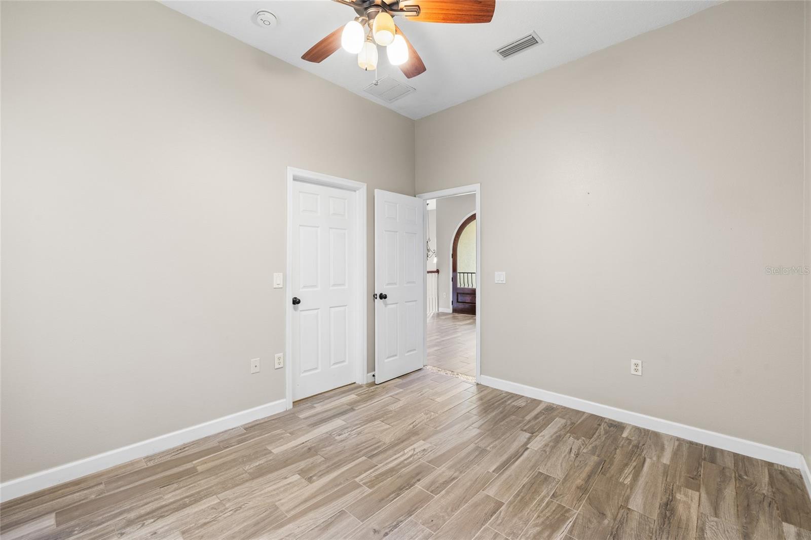 4117 Woodacre Ln Property Photo 26