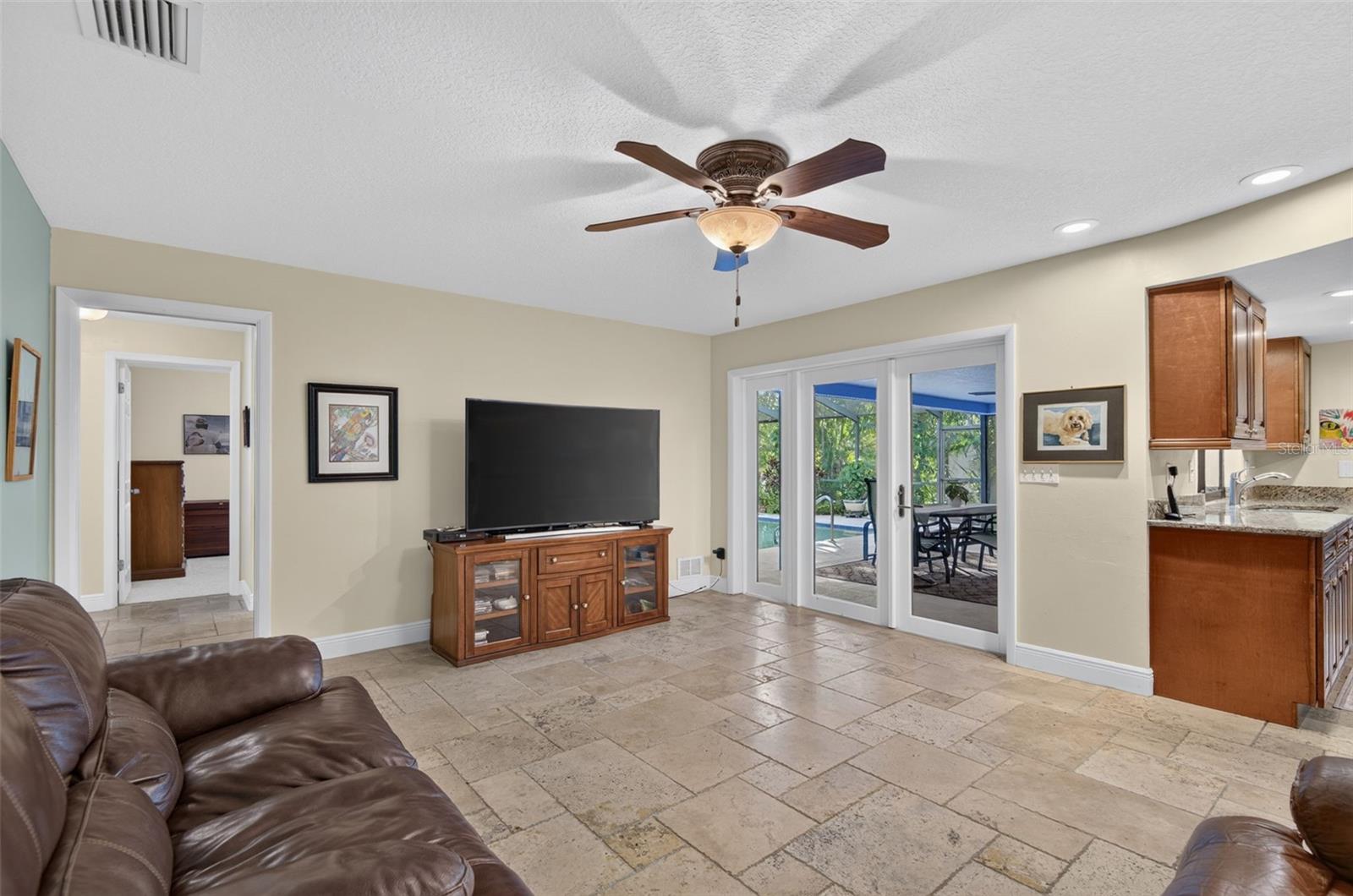 2225 Snead Ave Property Photo 14