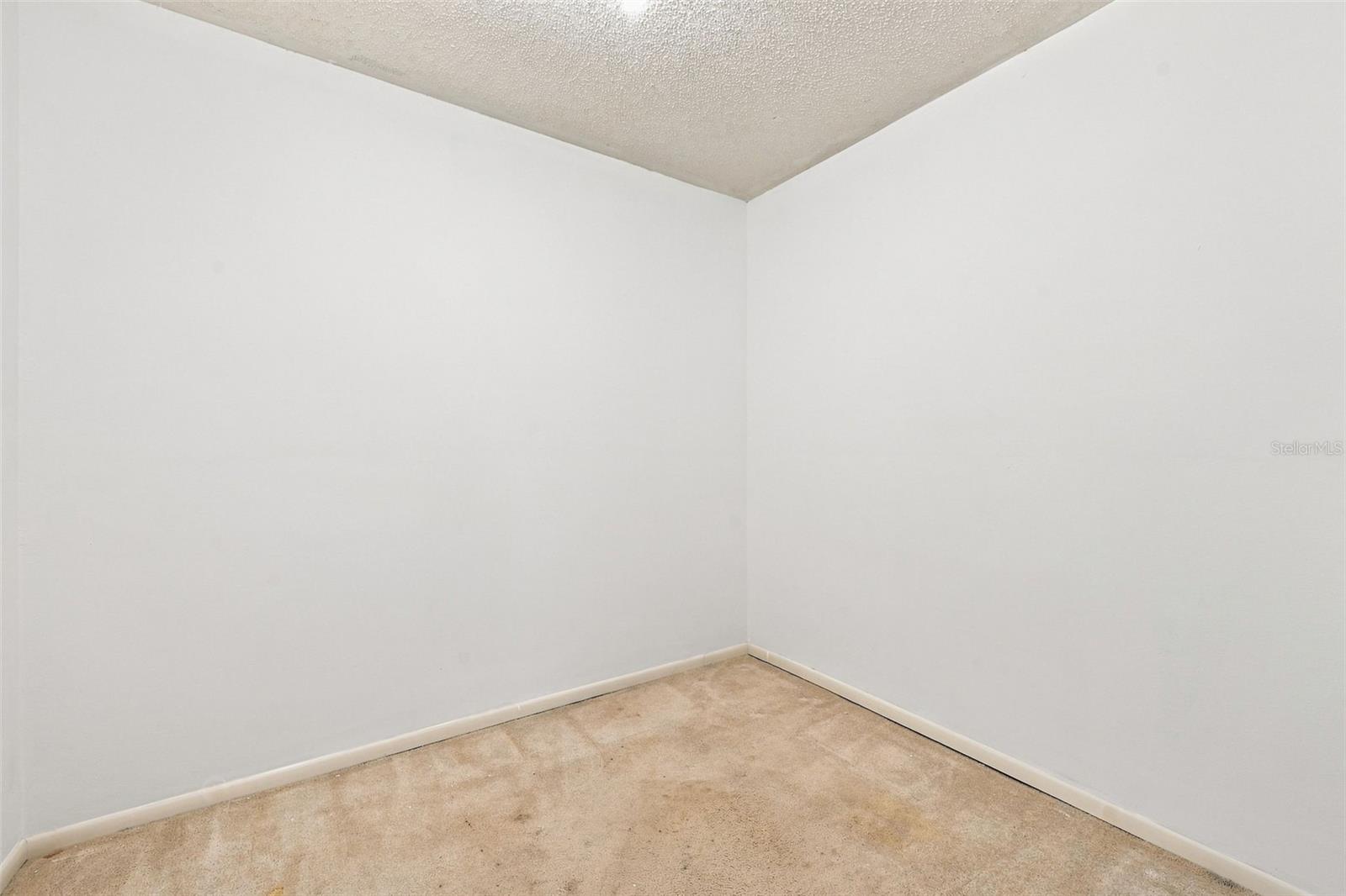 203 Hillcrest Dr Property Photo 23
