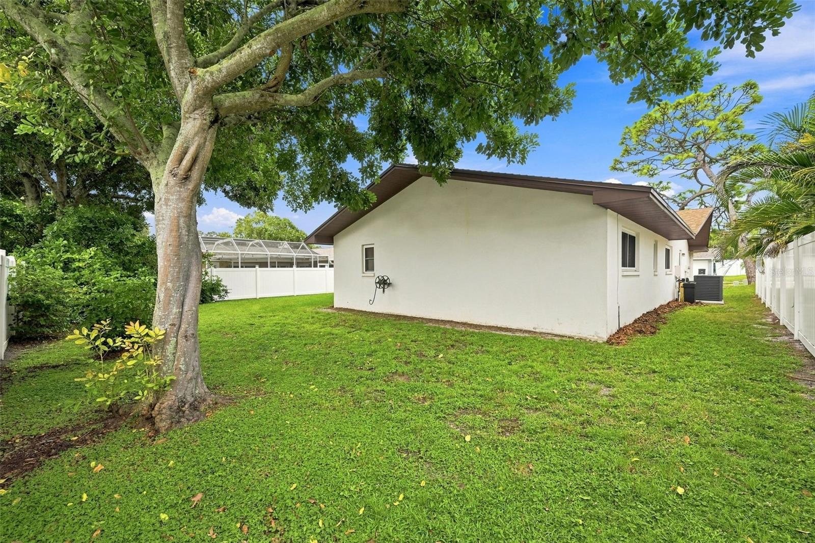 203 Hillcrest Dr Property Photo 44