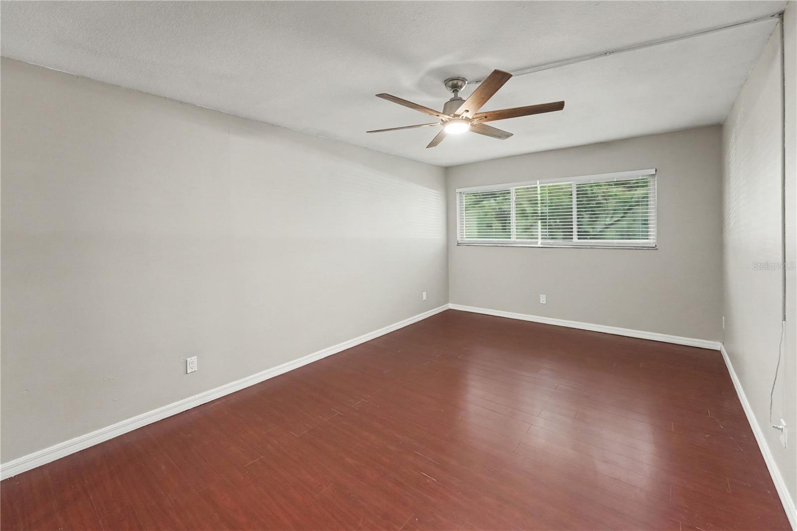 4450 40th Ave N #d12 Property Photo 17