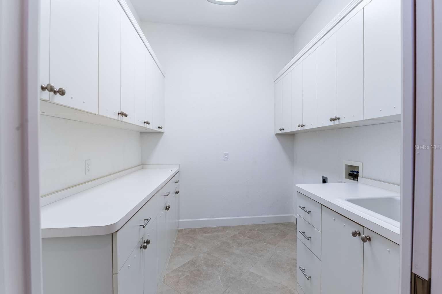 6914 Stanhope Pl Property Photo 23