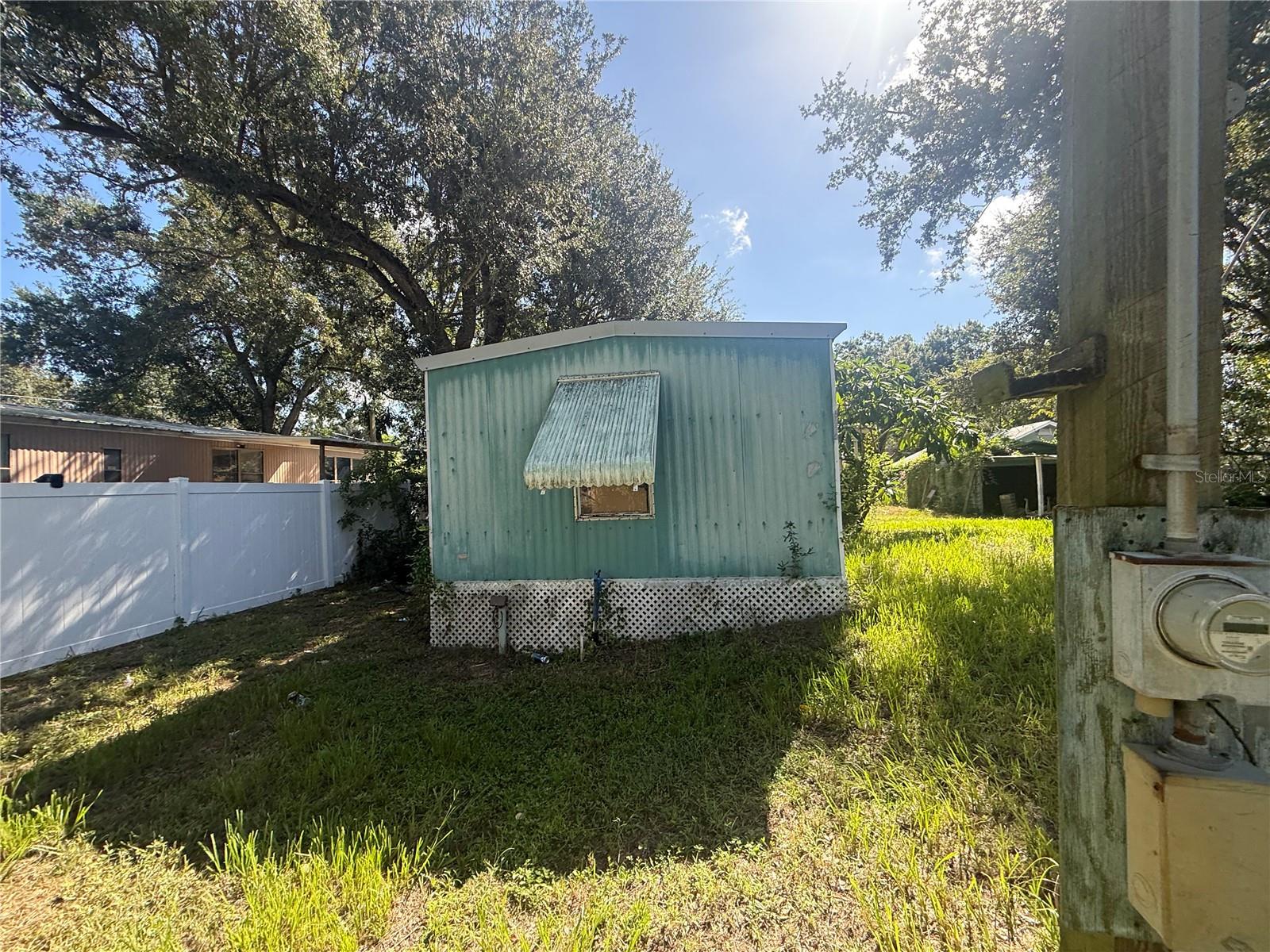 10004 Massachusetts St Property Photo 4