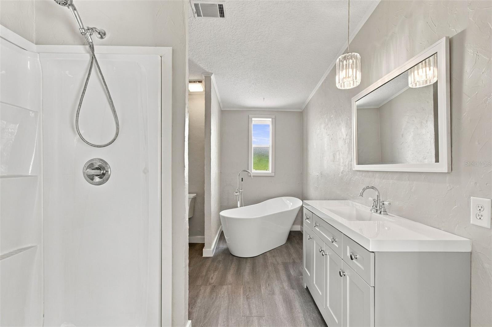 6814 Founders St Property Photo 54