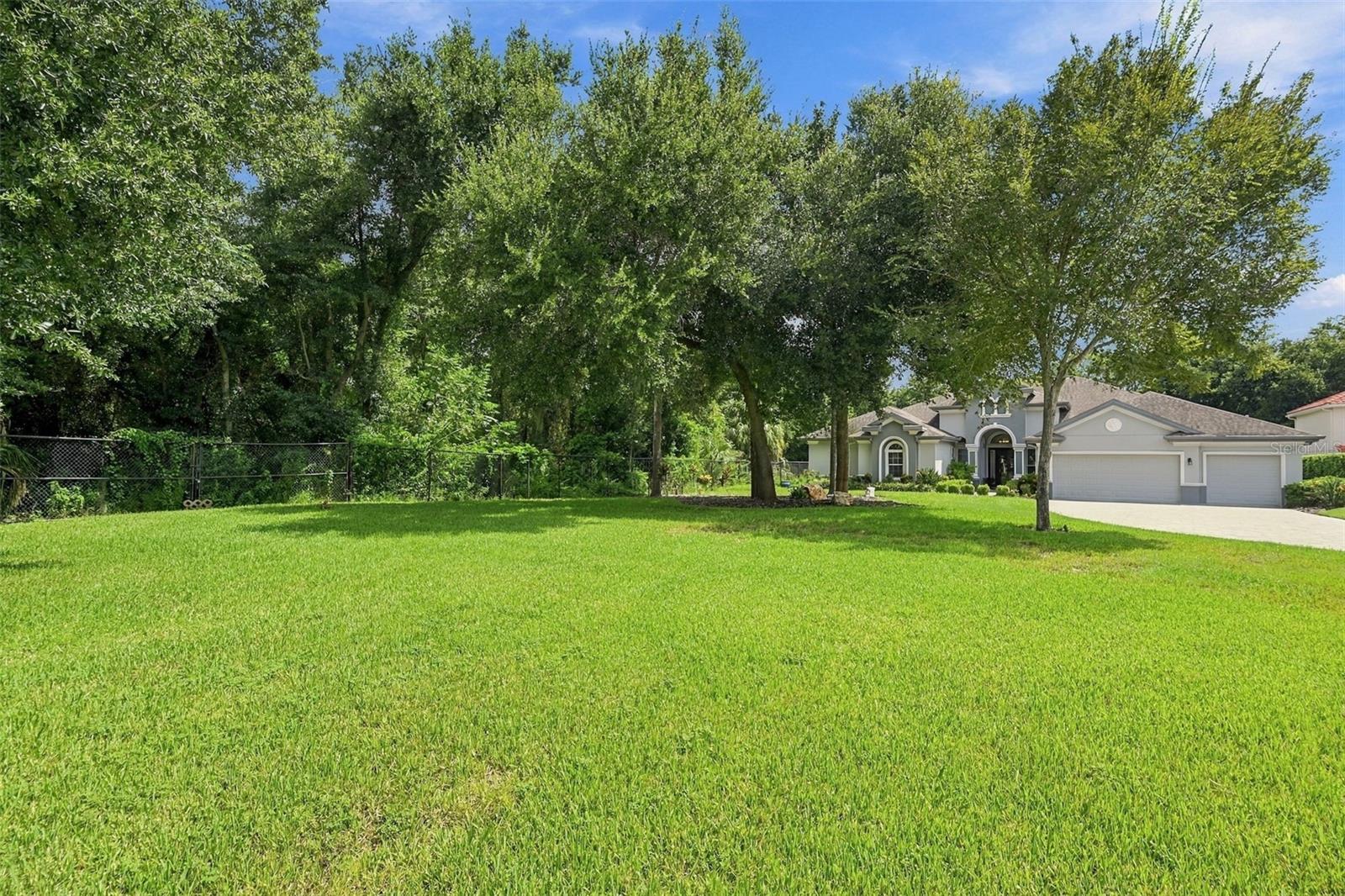 510 Creekside Ct Property Photo 1