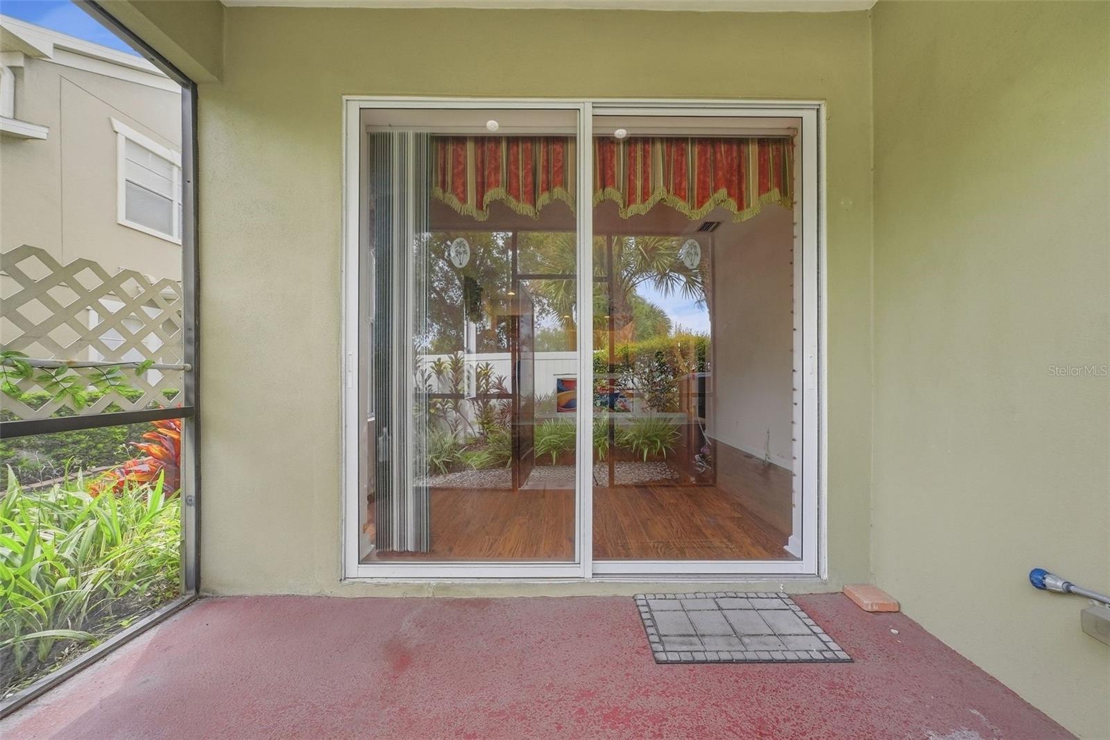 10647 Whittington Ct Property Photo 44
