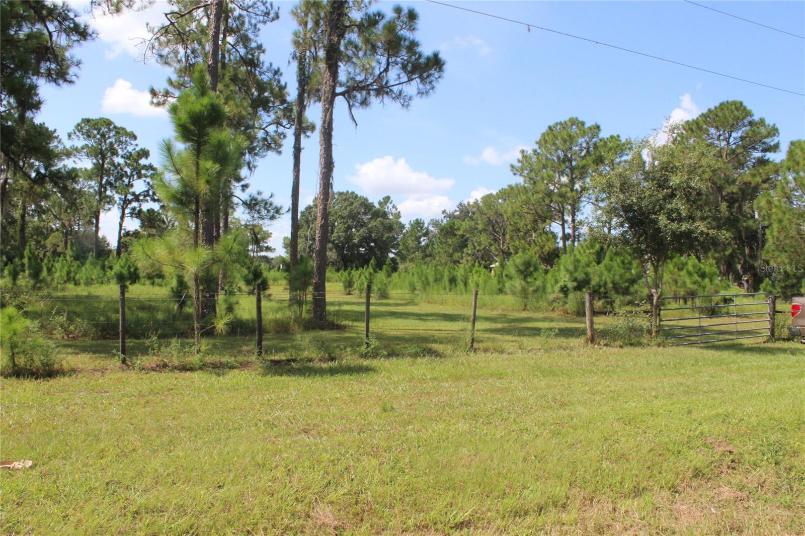 Us Highway 98 W Property Photo 1