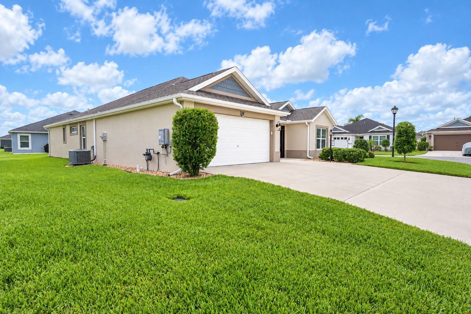 1364 Francesca Pl Property Photo 3
