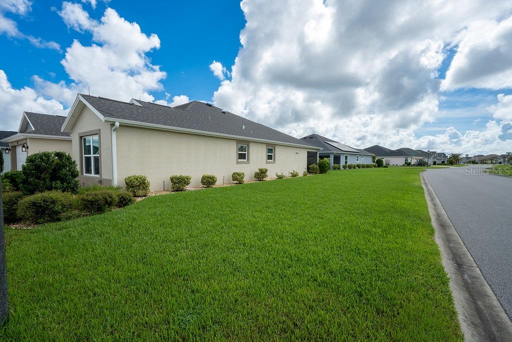1364 Francesca Pl Property Photo 7