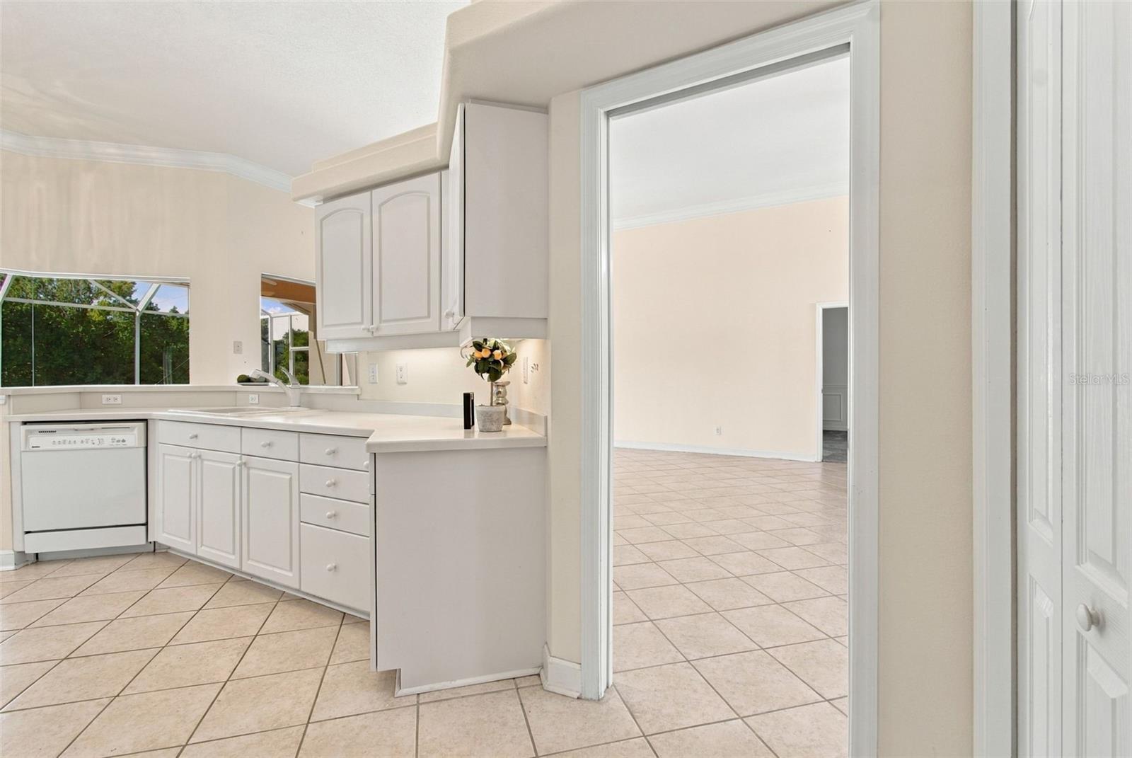 1301 Fox Chapel Dr Property Photo 11