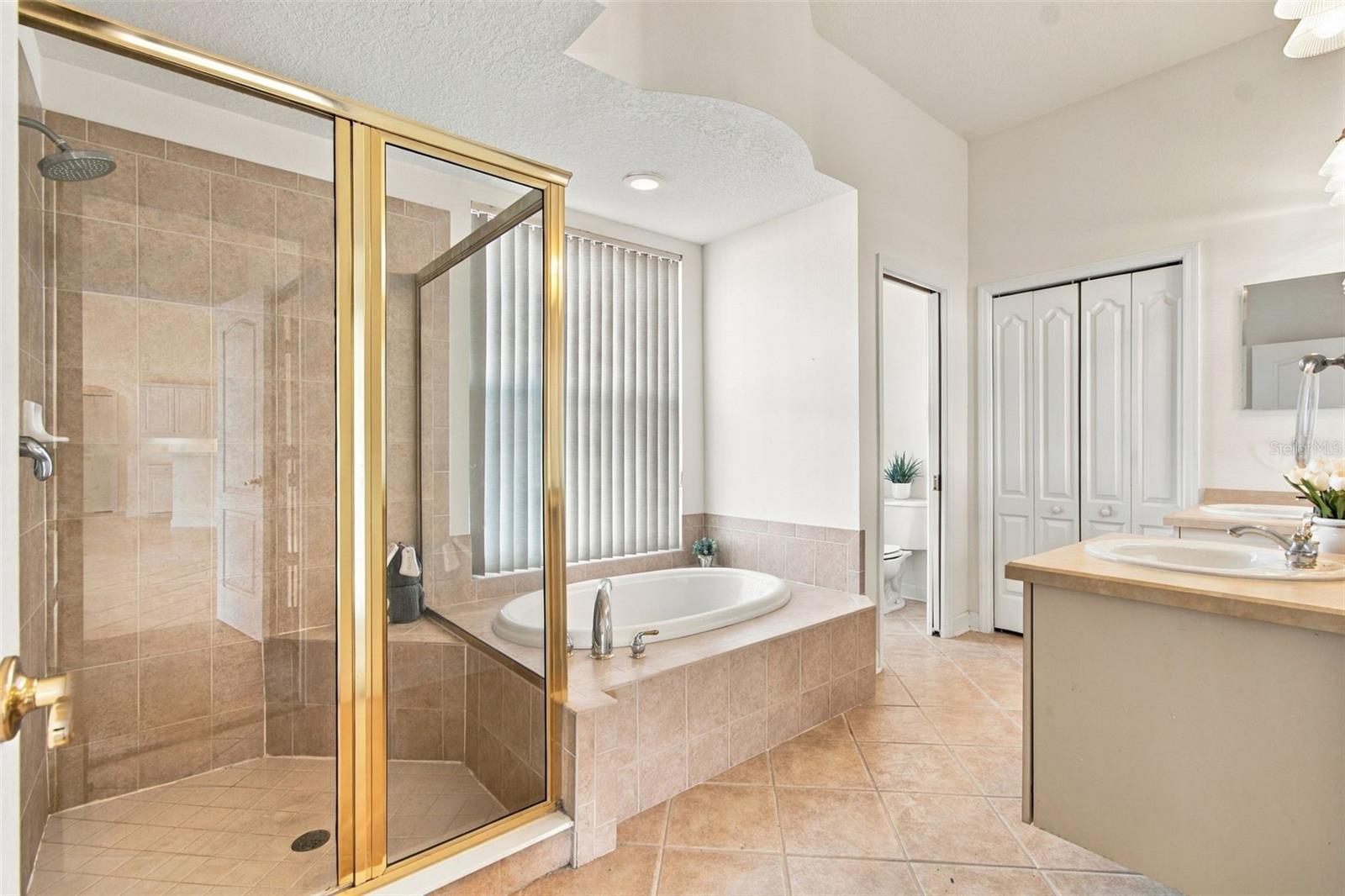 1301 Fox Chapel Dr Property Photo 28
