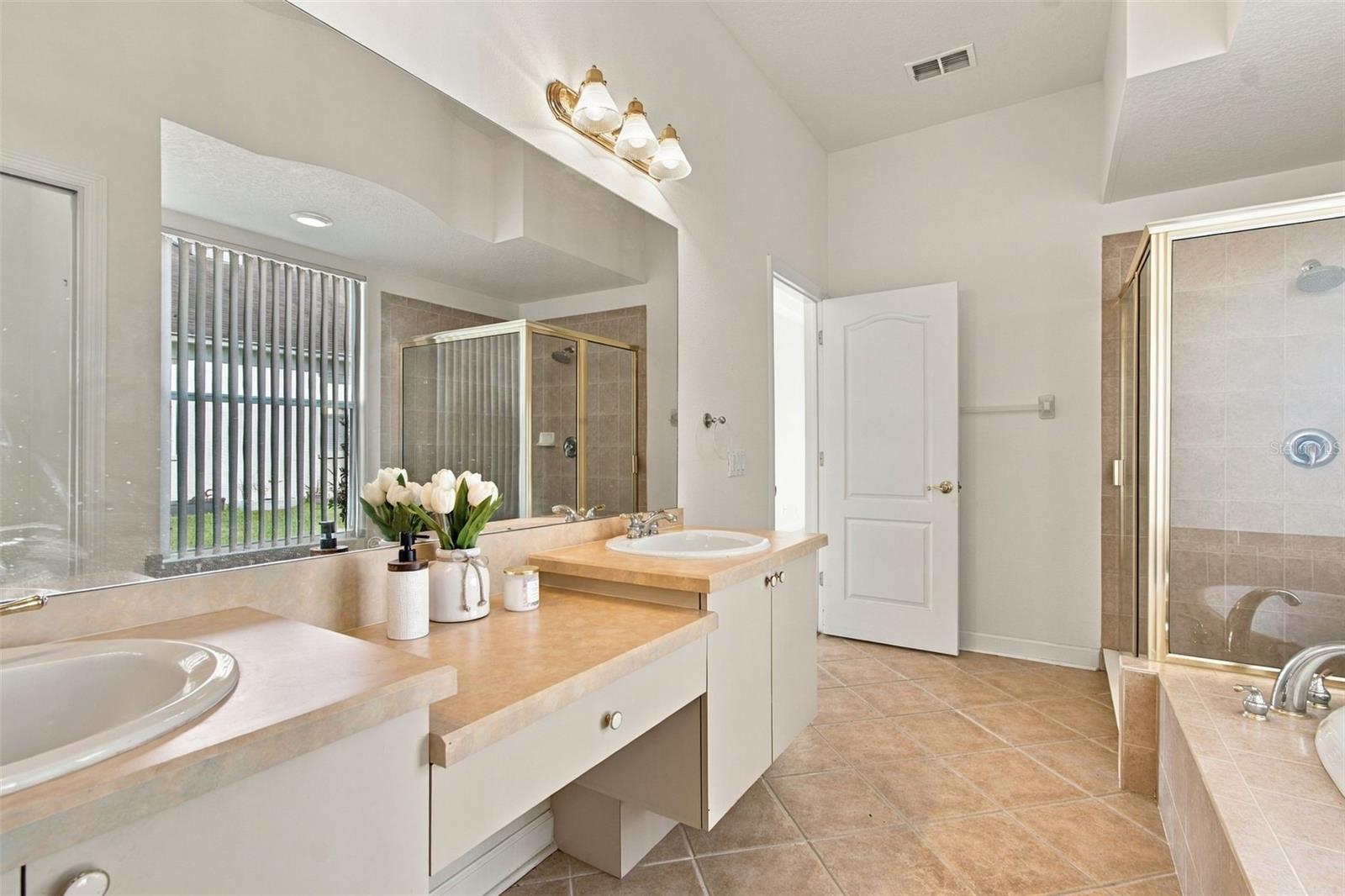 1301 Fox Chapel Dr Property Photo 29