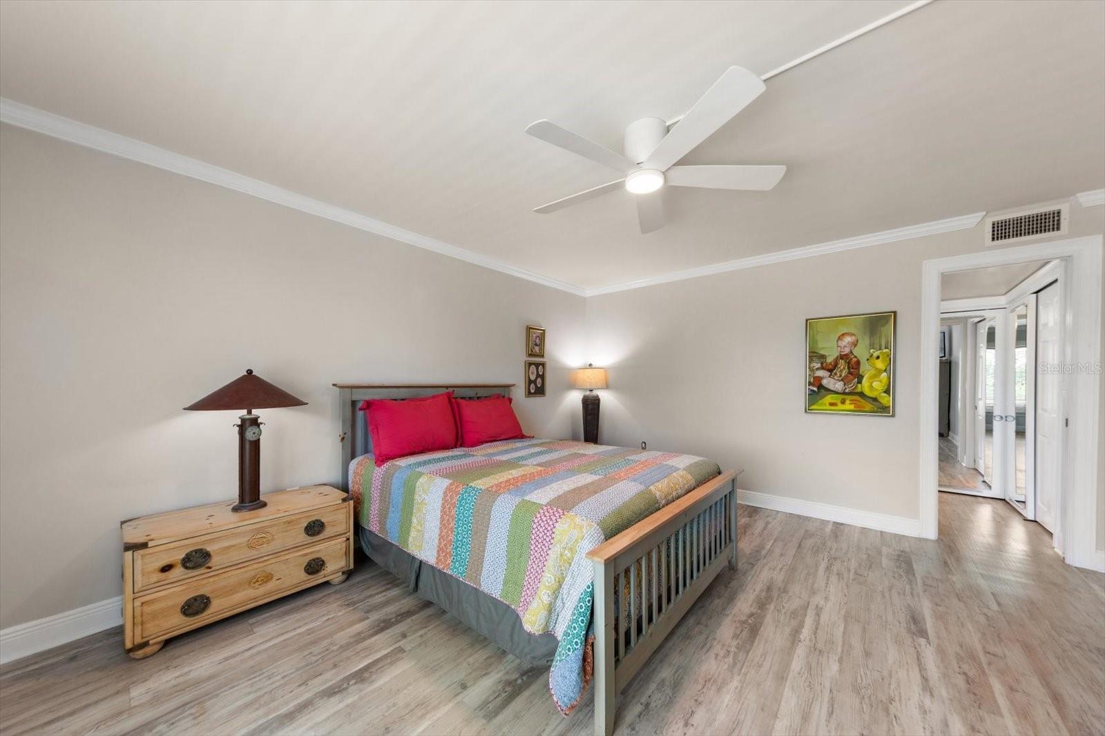 155 Bluff View Dr #209 Property Photo 16