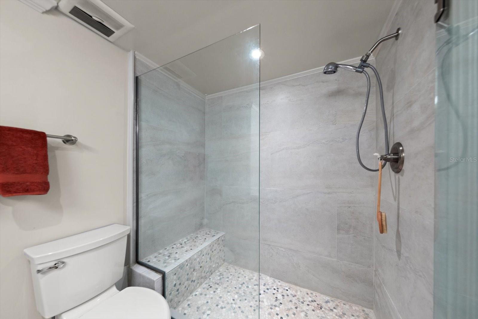 155 Bluff View Dr #209 Property Photo 19