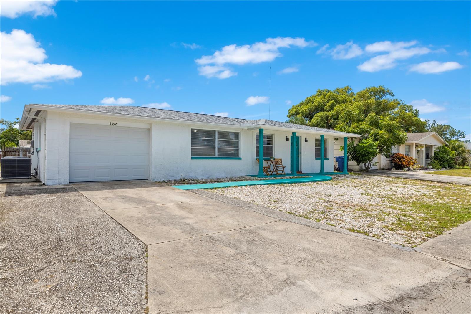 3352 Hoover Dr Property Photo 4