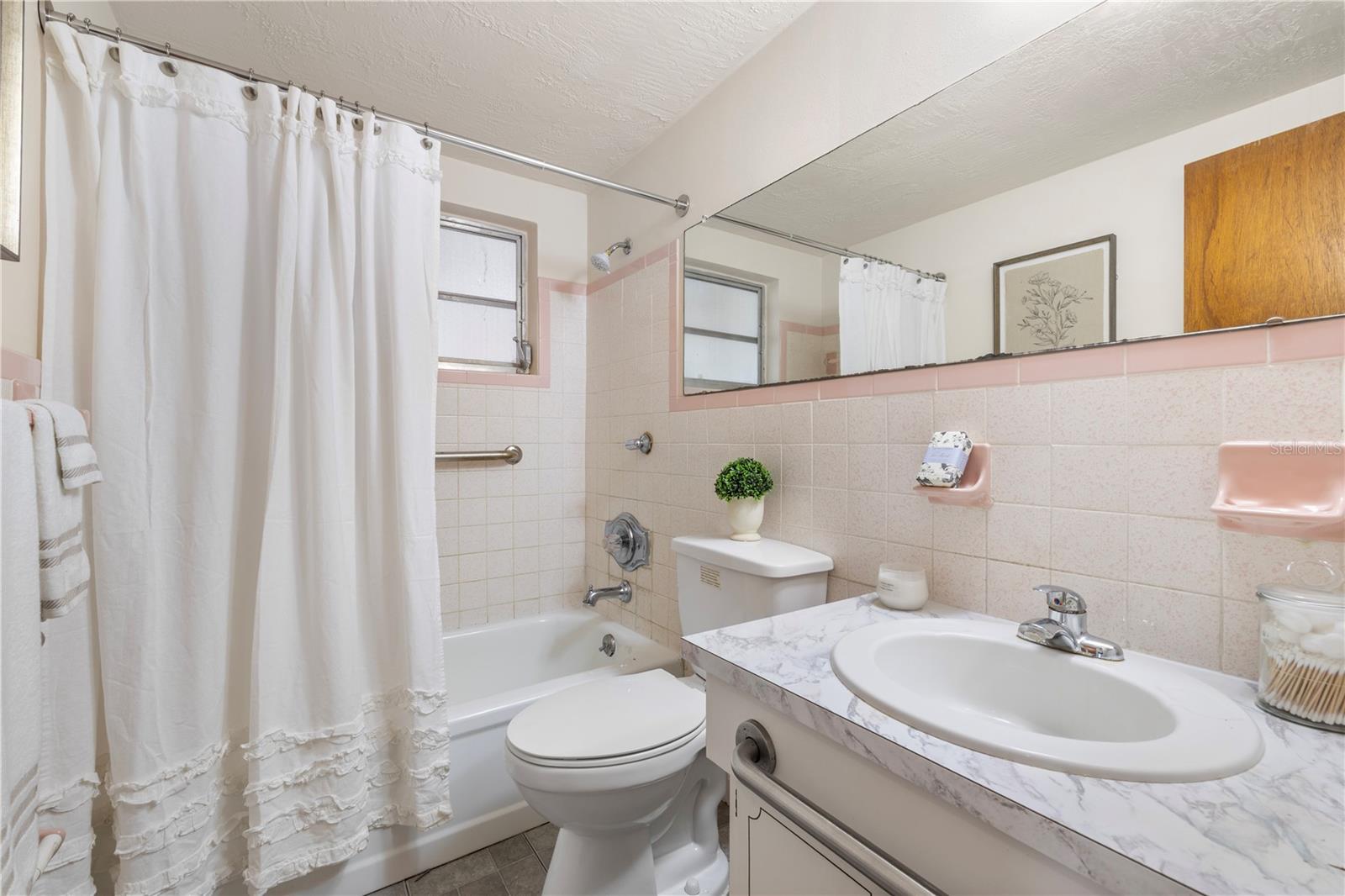 3352 Hoover Dr Property Photo 27