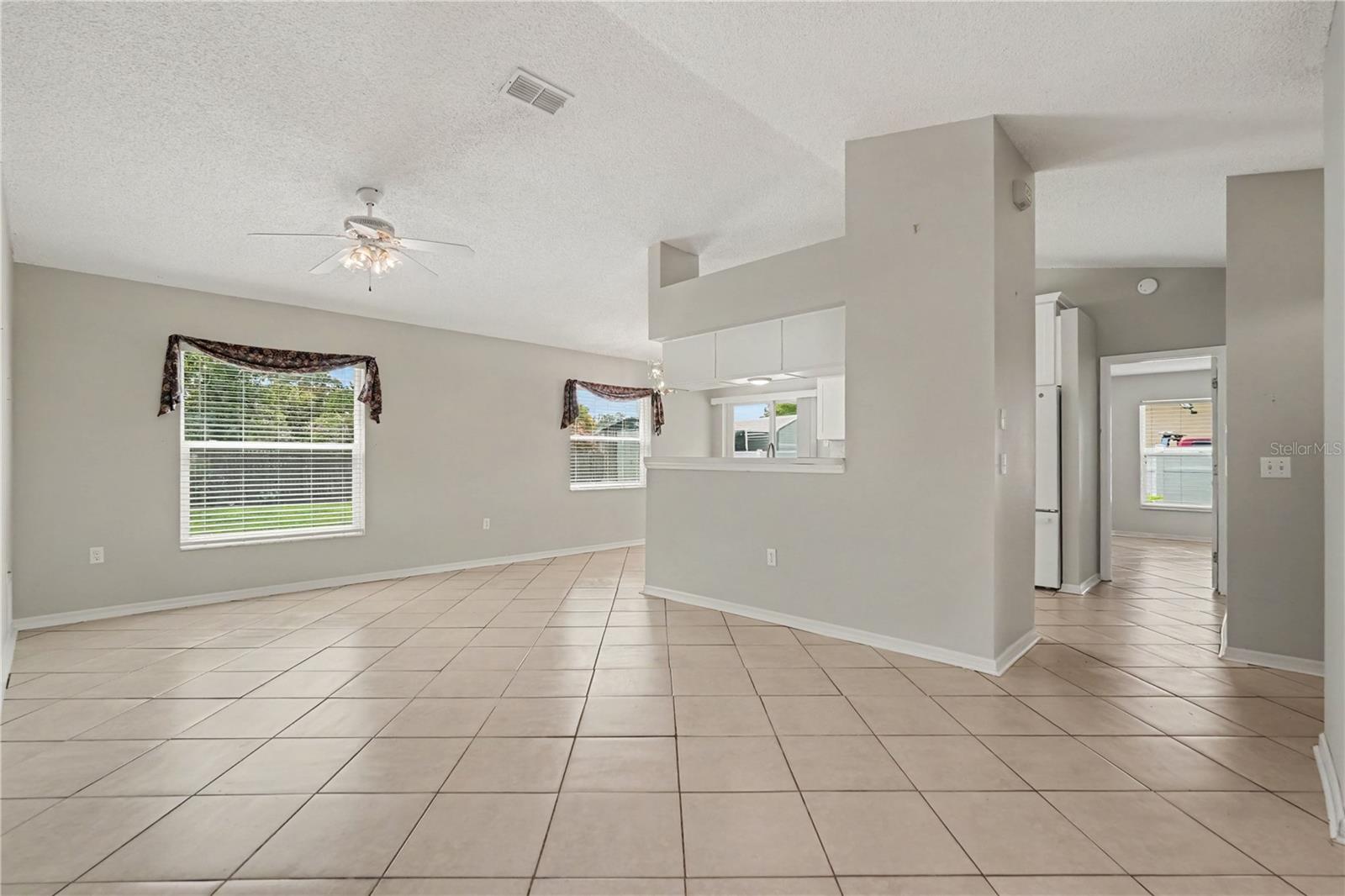 12450 Curry Dr Property Photo 5