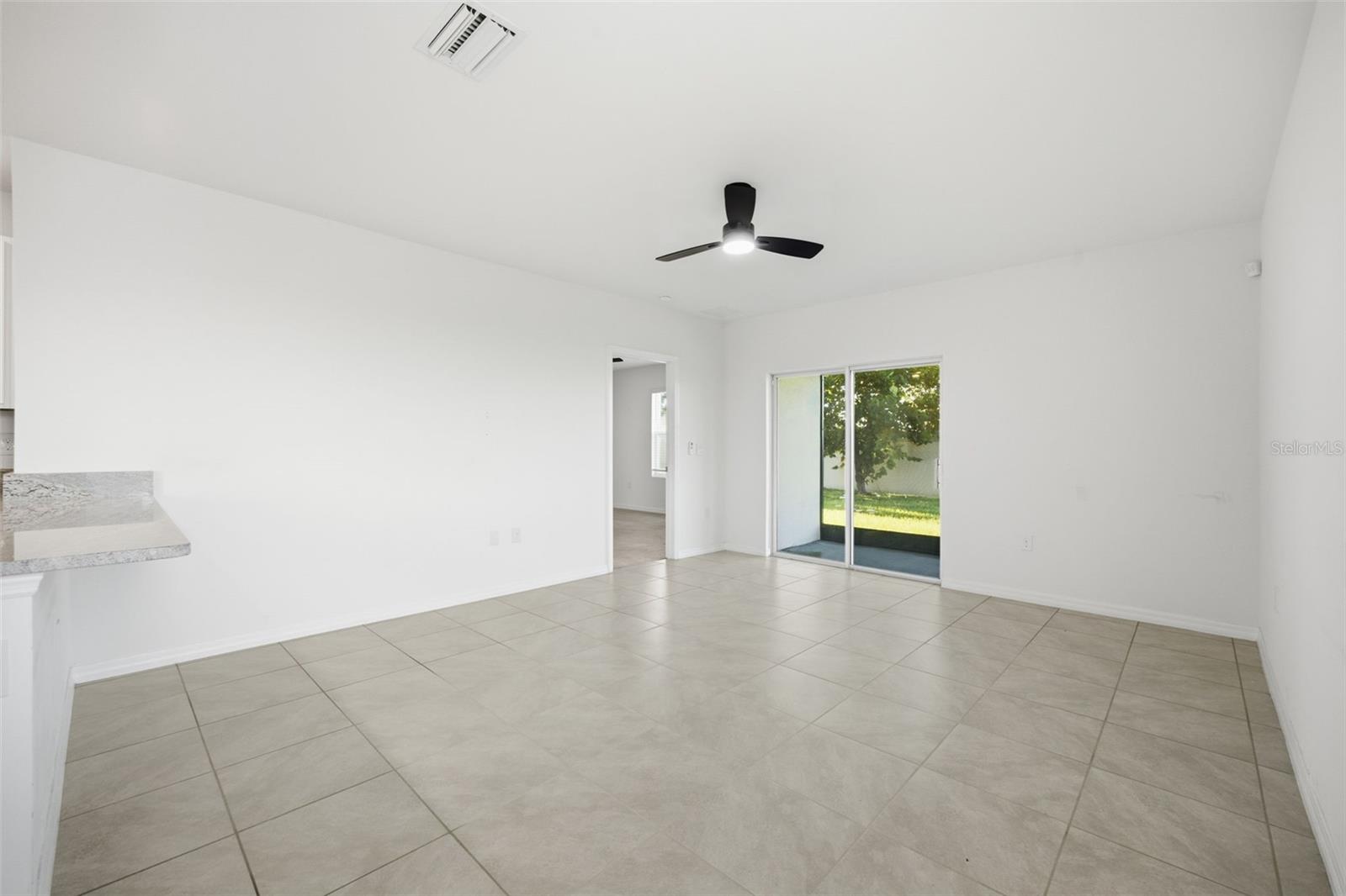 34118 Jasper Stone Dr Property Photo 9