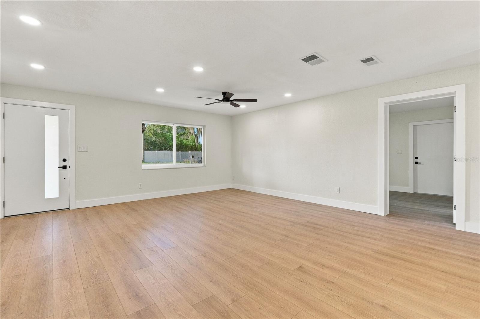106 Bishop St Property Photo 5