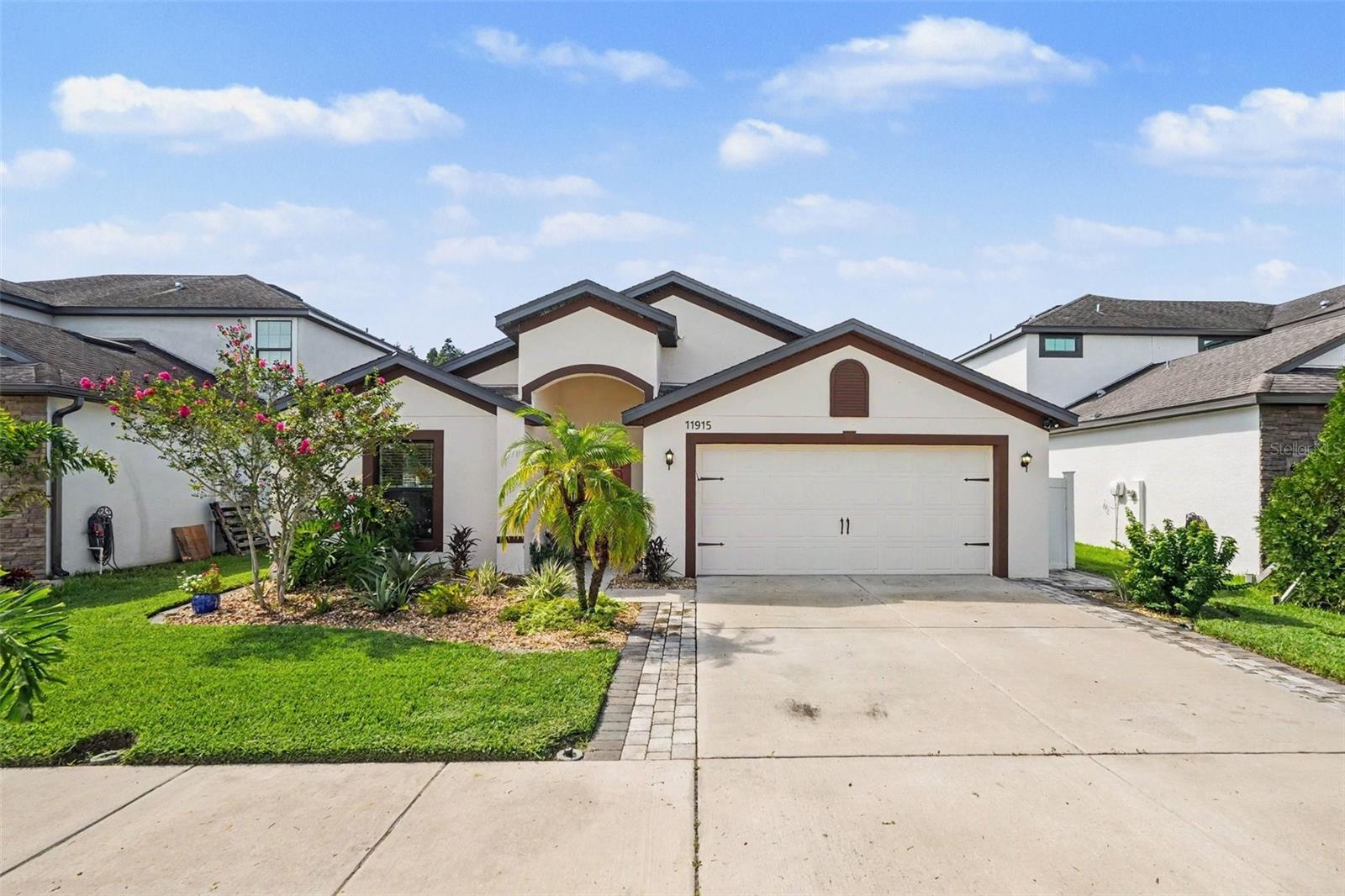 11915 WINTERSET COVE DR Property Photo 1