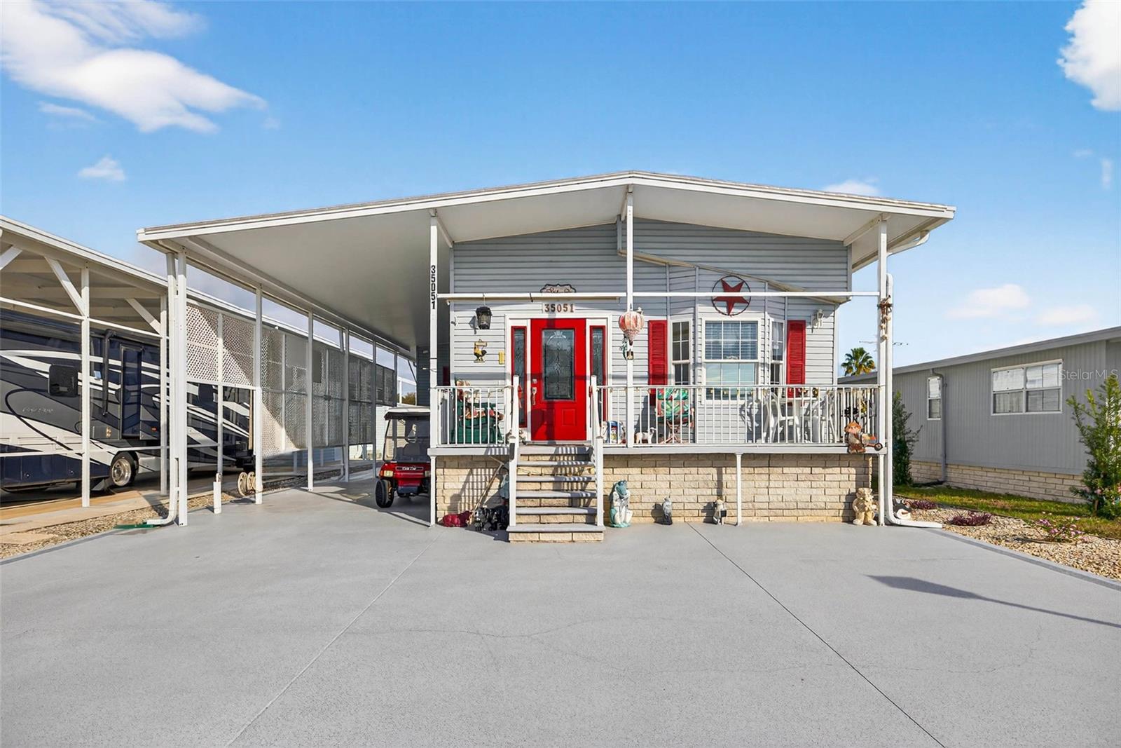 35051 Condominium Blvd Property Photo