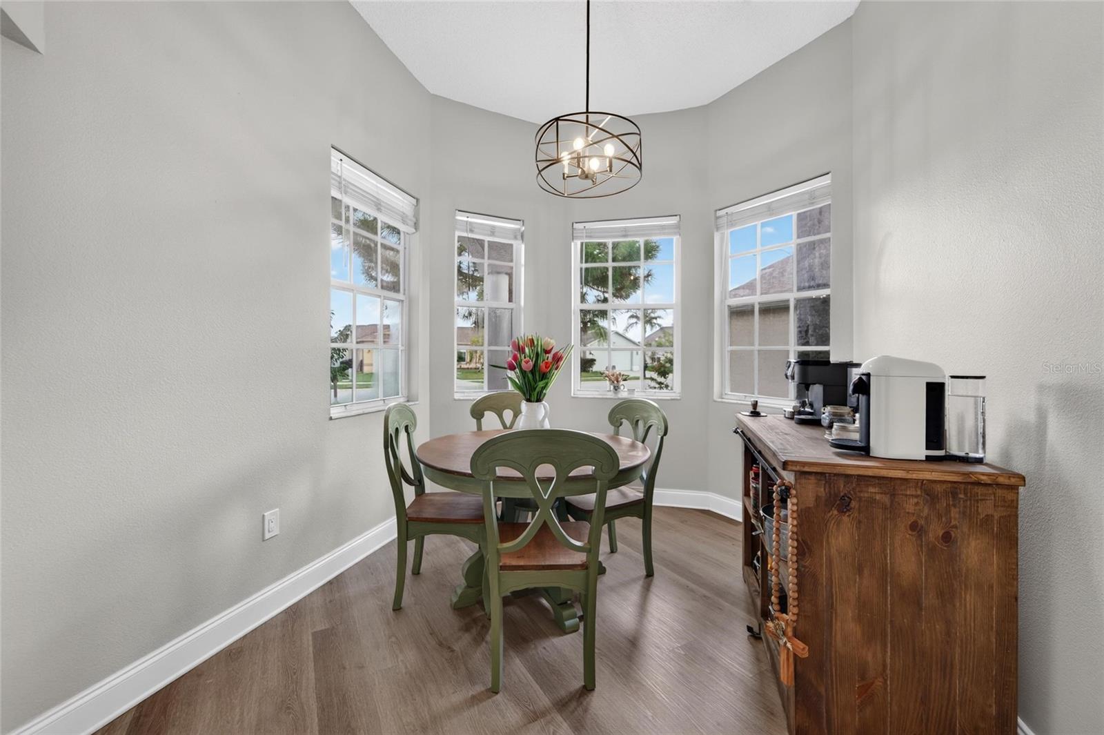 8240 National Dr Property Photo 14