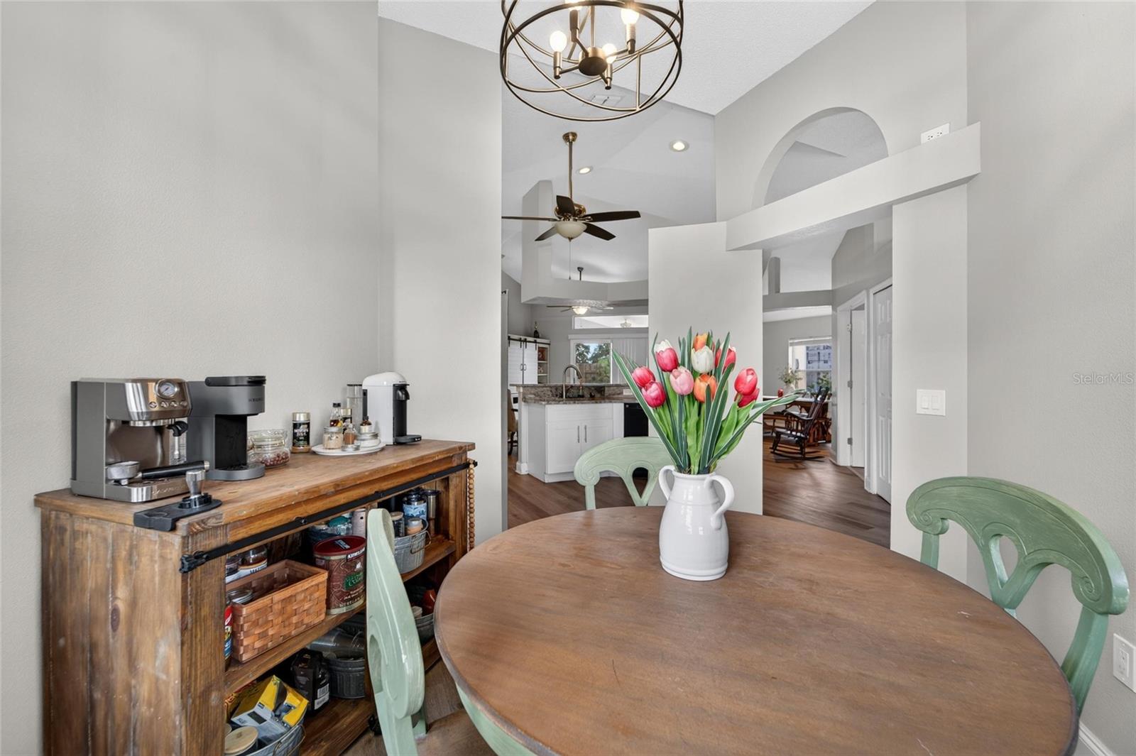 8240 National Dr Property Photo 17