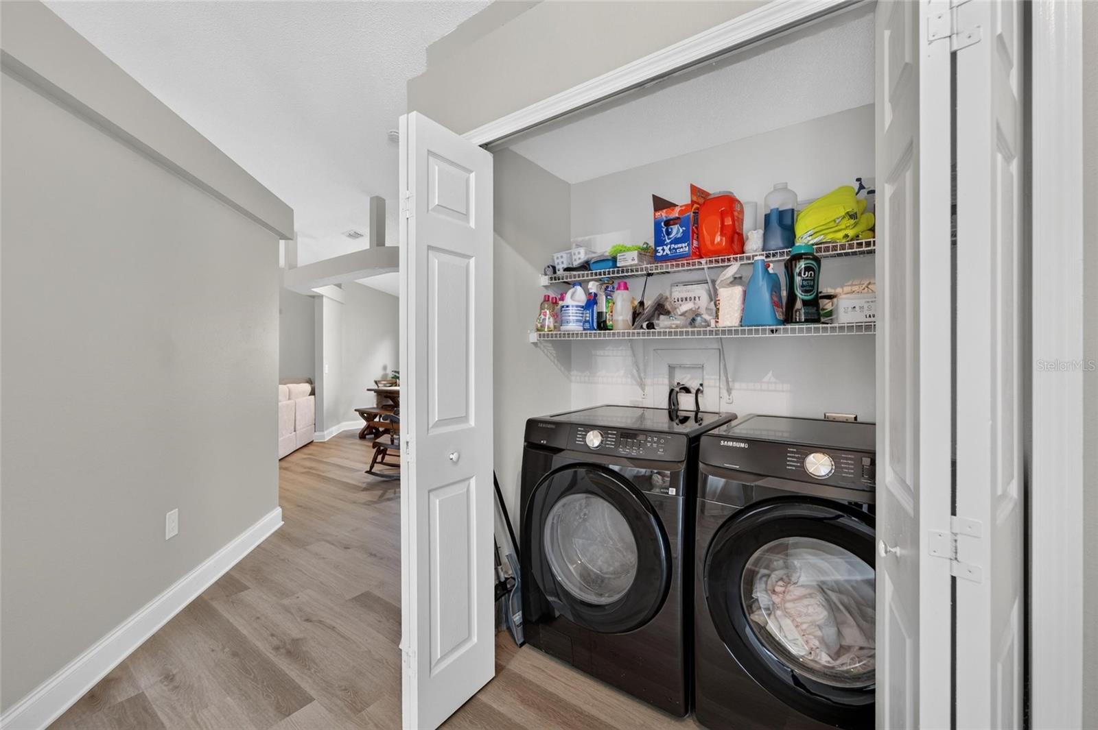 8240 National Dr Property Photo 18