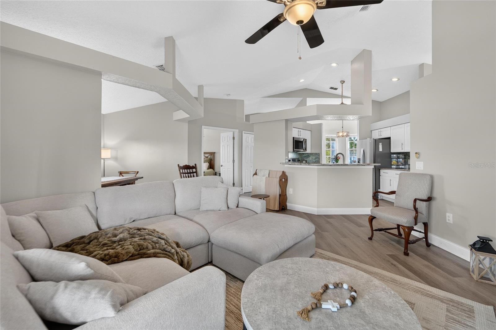 8240 National Dr Property Photo 34